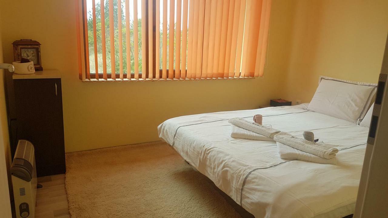Malavi Guest House Krasen! Comfort&Clean! Exteriör bild